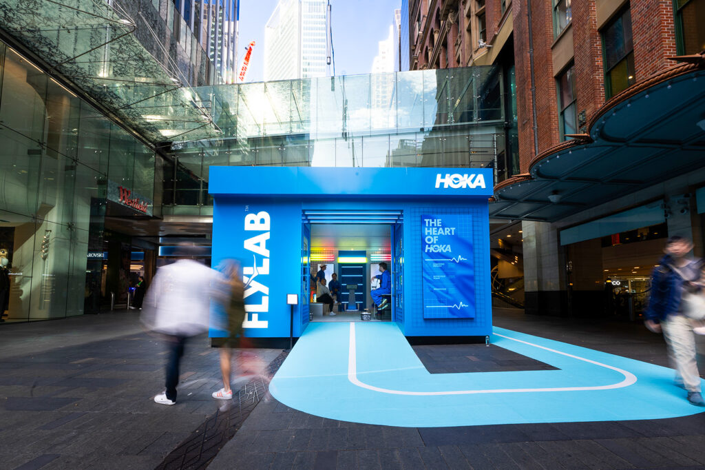 HOKA flylab modular structure for events by Spacecube
