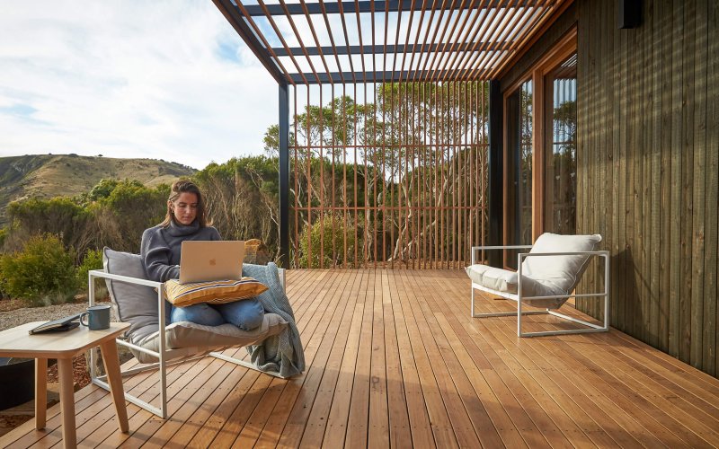 MODULAR STRUCTURES FOR ACCOMMODATION with outdoor space