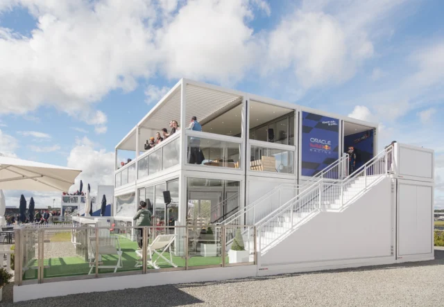 The @f1 British Grand Prix is on this weekend, it’s always a favourite in the SPACECUBE calendar! Take a look back at the modular structures built using SPACECUBE’s Build System at previous F1 events at @silverstonecircuit 
Stay tuned for this year’s projects and the big race on Monday! 🏎️🏁
#F1 #BritishGP #ModularStructures