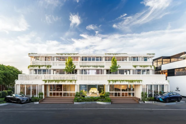 LANDMARK by Lexus - What an incredible opportunity it has been to work with @thebiggrouphospitalityagency and @themelbournebuilder on this extravagant Birdcage hospitality experience at the 2025 Melbourne Cup Carnival. 

The largest of nine SPACECUBE modular structures at this year's event - 1460sqm spread over three levels and built using the SPACECUBE Build System, with off the shelf products and a few custom elements introduced specifically for this project. 

The impeccable fit out and detail is breath-taking, providing a completely tailored guest experience to suit the brand’s personality - well done @thebiggrouphospitalityagency and @themelbournebuilder The reusable SPACECUBE Build System, with reusable façade and pelmet by @mnrconstructions have given this build an unbelievable sense of architectural permanency in a temporary application.

Built in just 5 weeks, it is a great example of the versatility and the premium feel of SPACECUBE's modular system, that will be continued to be reused for years to come. 
@lexusaustralia 
@flemingtonvrc 

Scalable. Sustainable. Simpler. 
www.spacecube.com

#MelbCupCarnival #LoveCupWeek #ModularStructures #NotOrdinary